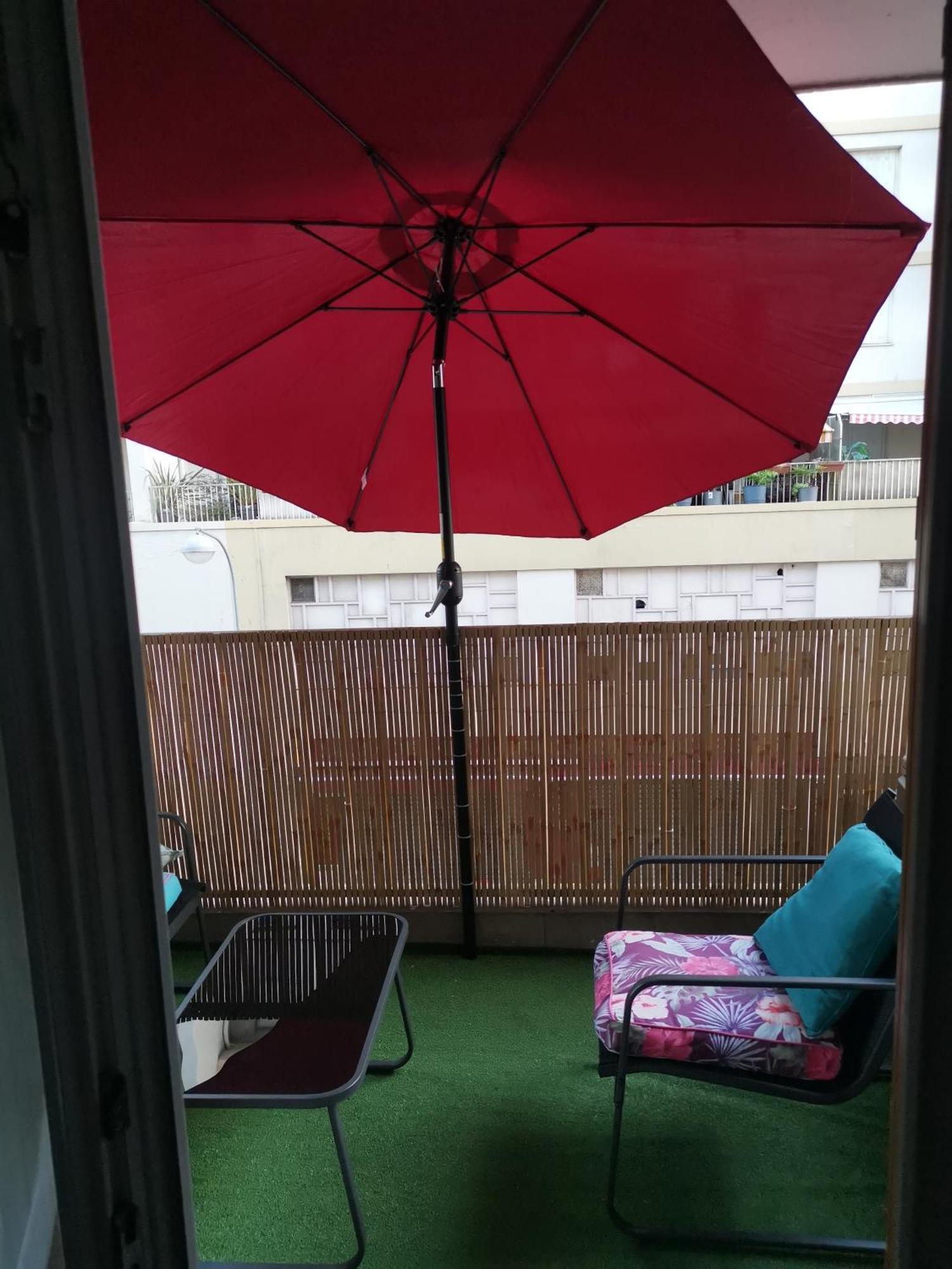 The Nice - 3 Rooms, 3Air Cond, 3Tv, 3Fans, 2 Wc, Wifi Everywhere 5Min Aeroport, Train, Beach, 1Min Tram, 15 Min Centre, Port, Parking Possible المظهر الخارجي الصورة