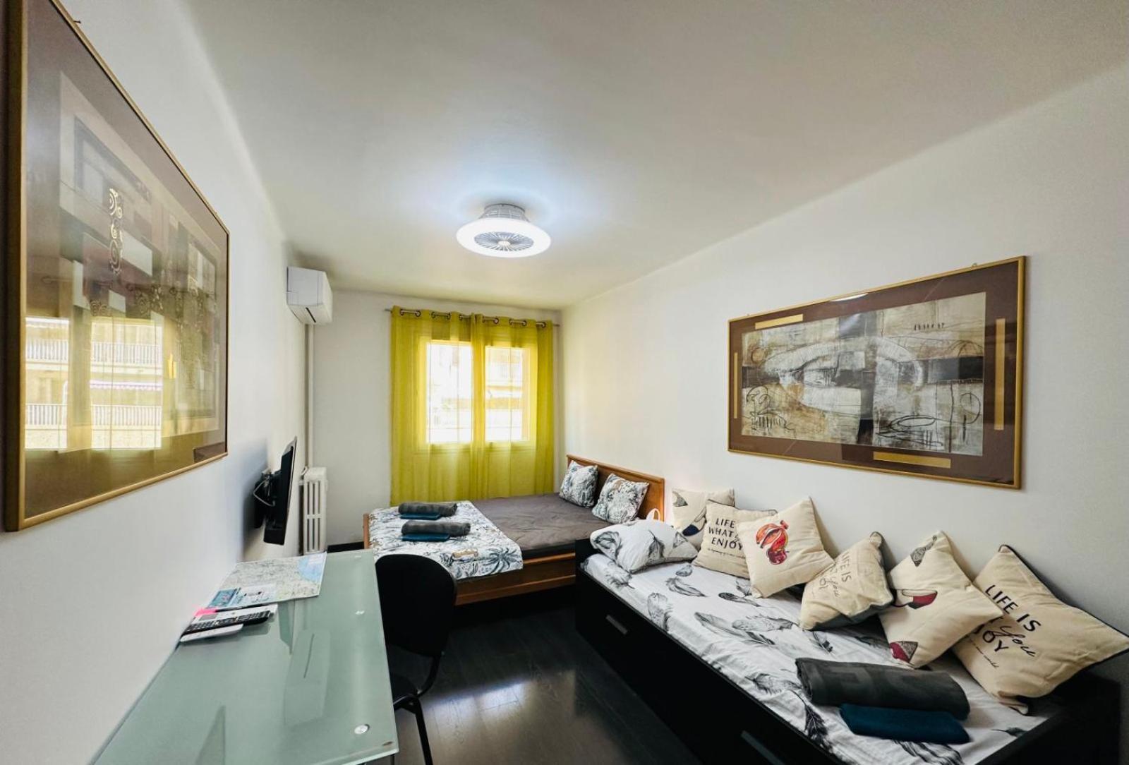 The Nice - 3 Rooms, 3Air Cond, 3Tv, 3Fans, 2 Wc, Wifi Everywhere 5Min Aeroport, Train, Beach, 1Min Tram, 15 Min Centre, Port, Parking Possible المظهر الخارجي الصورة