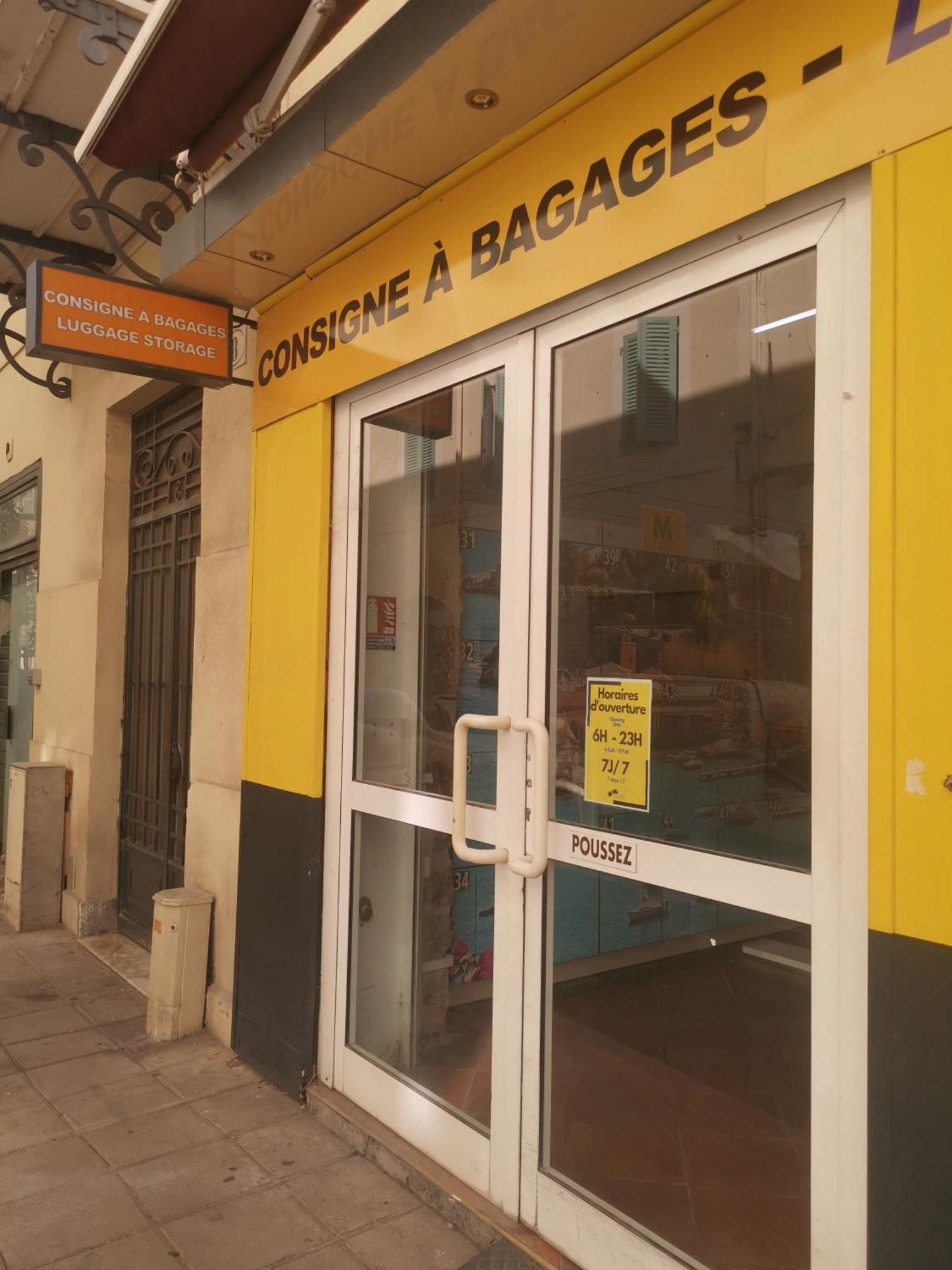 The Nice - 3 Rooms, 3Air Cond, 3Tv, 3Fans, 2 Wc, Wifi Everywhere 5Min Aeroport, Train, Beach, 1Min Tram, 15 Min Centre, Port, Parking Possible المظهر الخارجي الصورة